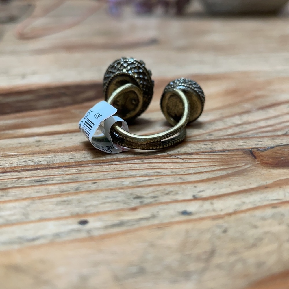 Ring - Picture 4 of 5